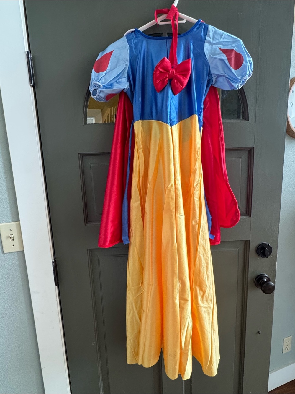 Vintage 1993 Disney Snow WhitePrincess Cape & Gown Costume- Kids